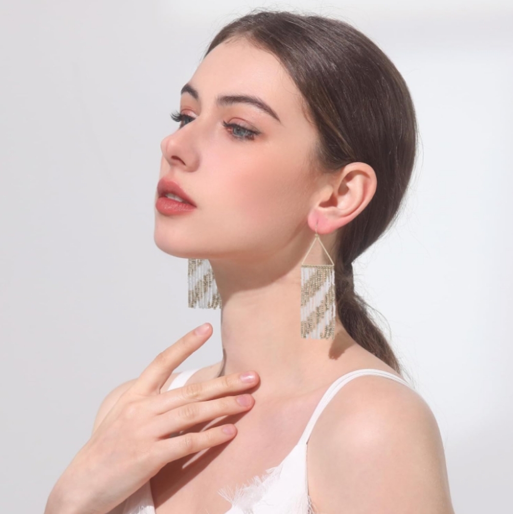 Long Triangle Beaded Fringe Earrings White Gold Diagonal Stripe Geometric New